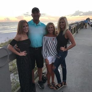 Meet your Posher, Holly